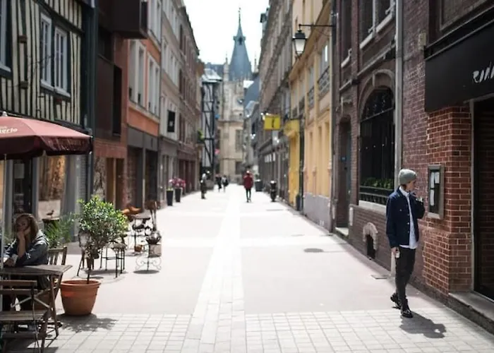 Joli Hyper Centre Apartment